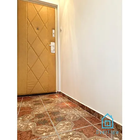 Stary Honey Apartment